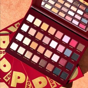 LORAC Mega PRO Eyeshadow Palette